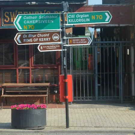Minie's * Glenbeigh